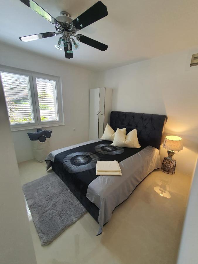 Apartman Renata & Apartman Maja Traù Esterno foto